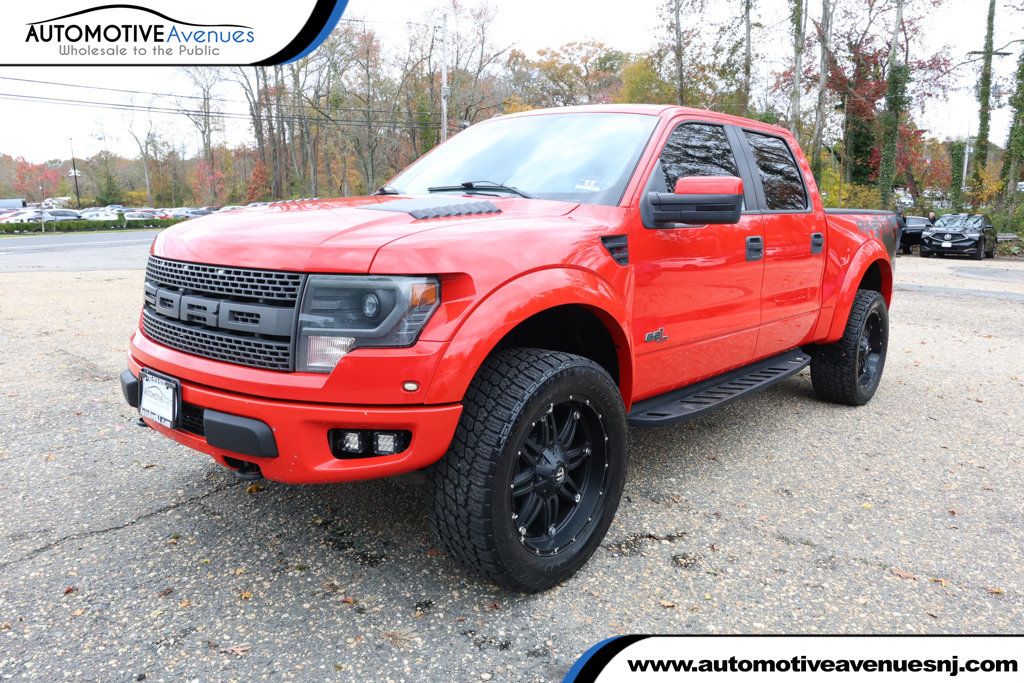 2013 Ford F-150 4WD SuperCrew 145'' SVT Raptor w/ Equipment 801A & Graphics Pkg - 22939887 | Video 1