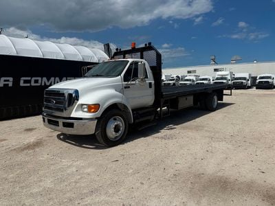 2013 Ford F-650 24' Flatbed