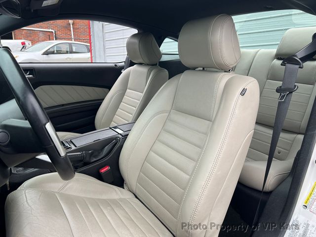 2013 Ford Mustang 2dr Coupe V6 - 22937459 - 15