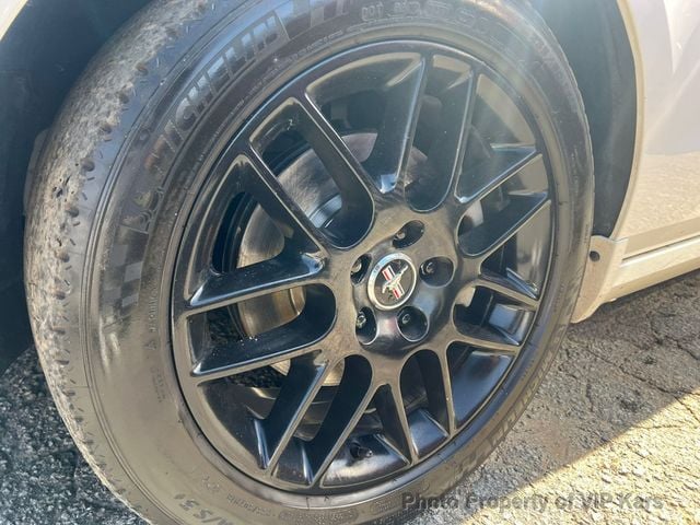 2013 Ford Mustang 2dr Coupe V6 - 22937459 - 8