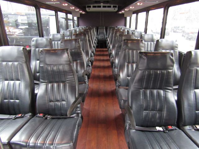 2013 Freightliner S2C Glaval Legacy 38 Passenger bus w-Luggage - 22727190 - 15