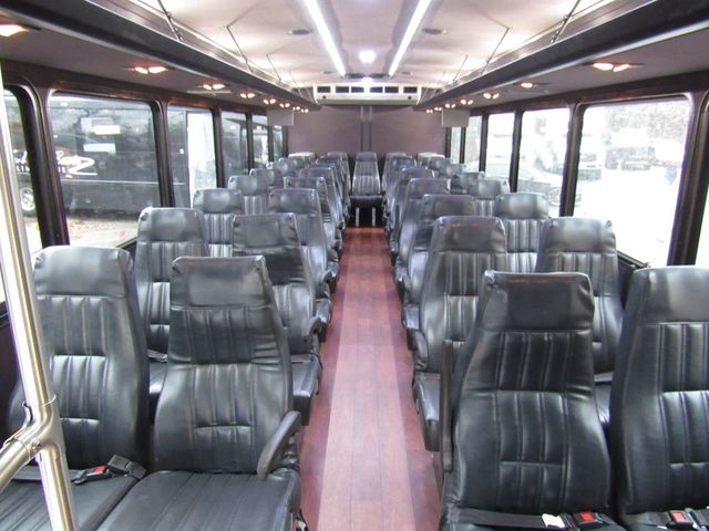 2013 Freightliner S2C Glaval Legacy 38 Passenger bus w-Luggage - 22727190 - 16