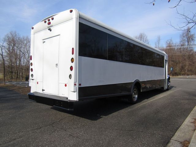 2013 Freightliner S2C Glaval Legacy 38 Passenger bus w-Luggage - 22727190 - 7
