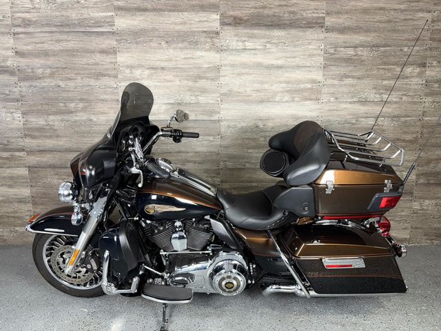 2013 Harley-Davidson FLHTK Electra Glide Ultra Limited Anniversary One Owner! - 22911955 - 12