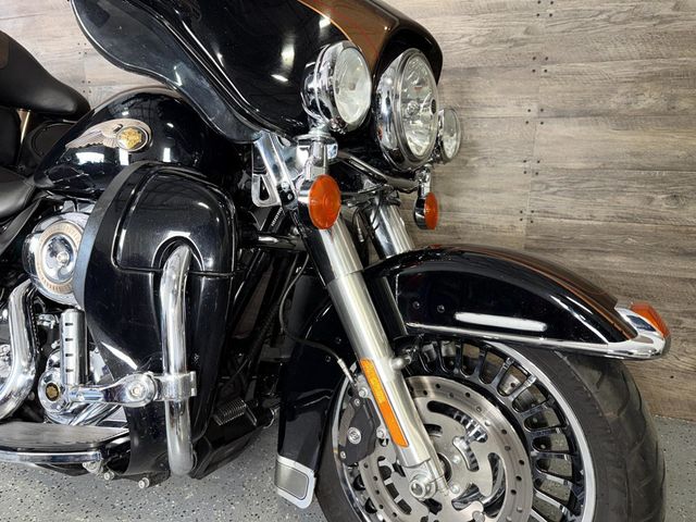 2013 Harley-Davidson FLHTK Electra Glide Ultra Limited Anniversary One Owner! - 22911955 - 4