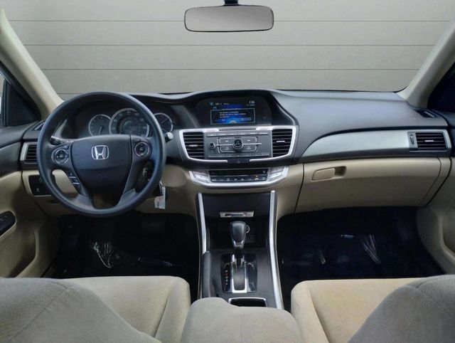 2013 Honda Accord Sedan 4dr I4 CVT LX - 22929249 - 32