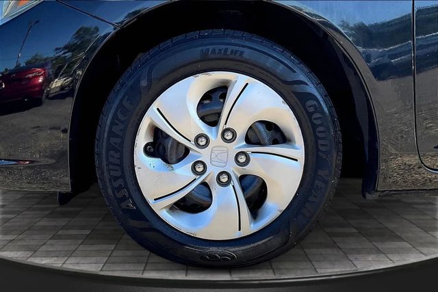 2013 Honda Civic Sedan 4dr Automatic LX - 22921063 - 33