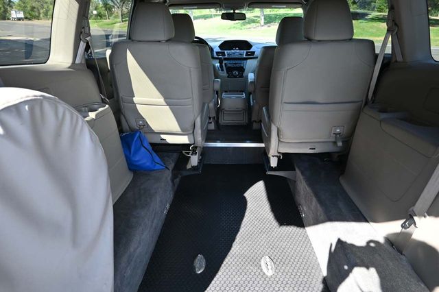2013 Honda Odyssey 5dr EX-L - 22930476 - 19