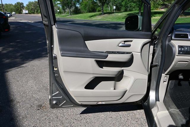 2013 Honda Odyssey 5dr EX-L - 22930476 - 27