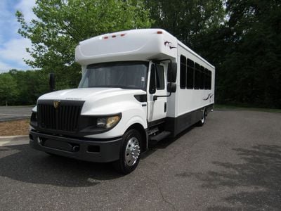 2013 International 3000 - StarCraft Allstar Bus - - 5WEXWSKK7DH044735
