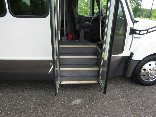 2013 International 3000 - StarCraft Allstar Bus - 29 Passengers + Rear Luggage - 22842782 - 15