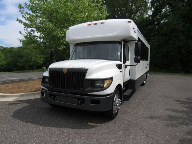2013 International 3000 - StarCraft Allstar Bus - 29 Passengers + Rear Luggage - 22842782 - 1