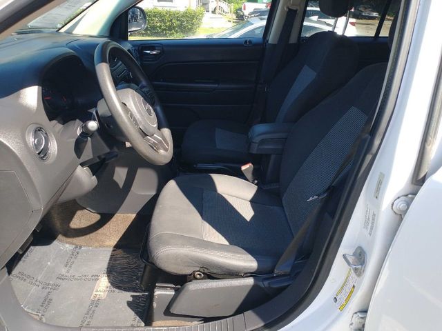 2013 Jeep Compass FWD 4dr Sport - 22917561 - 9
