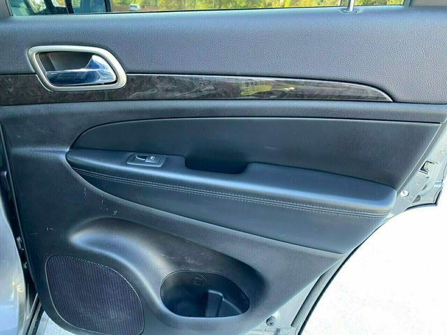 2013 Jeep Grand Cherokee 4WD 4dr Laredo - 22119318 - 15