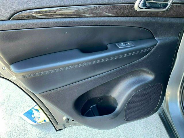 2013 Jeep Grand Cherokee 4WD 4dr Laredo - 22119318 - 17