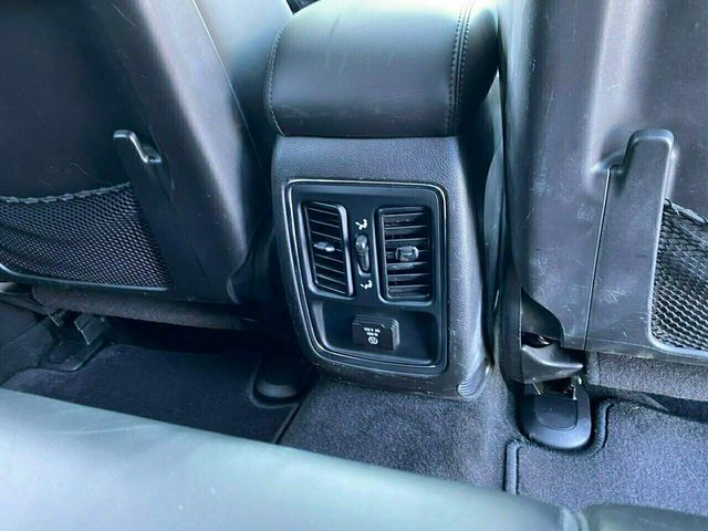 2013 Jeep Grand Cherokee 4WD 4dr Laredo - 22119318 - 22