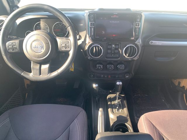 2013 Jeep Wrangler Unlimited 4WD 4dr Rubicon - 16612745 - 11