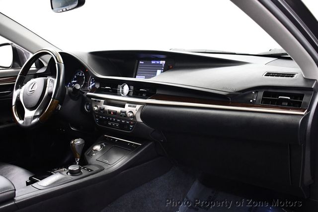 2013 Lexus ES 350 4dr Sedan - 22556847 - 13