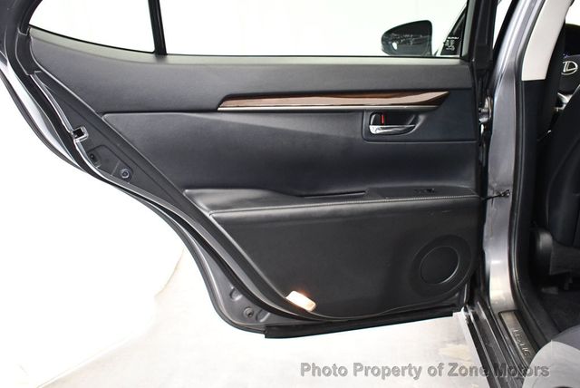 2013 Lexus ES 350 4dr Sedan - 22556847 - 18