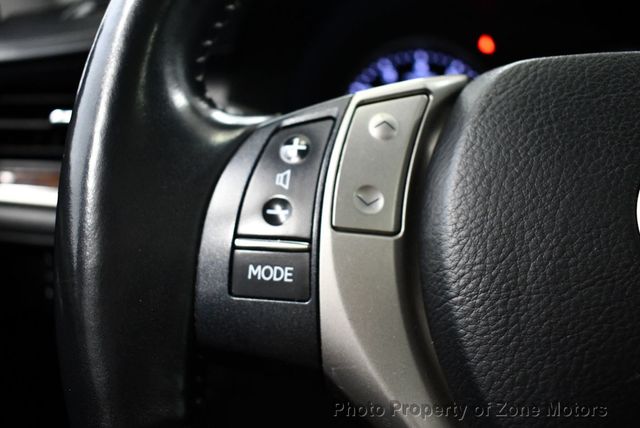 2013 Lexus ES 350 4dr Sedan - 22556847 - 31