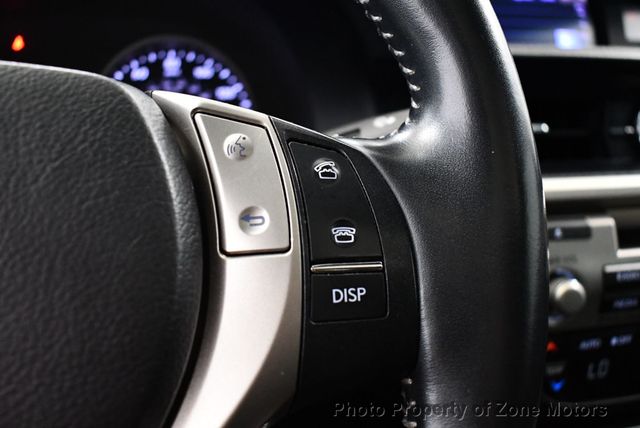 2013 Lexus ES 350 4dr Sedan - 22556847 - 32