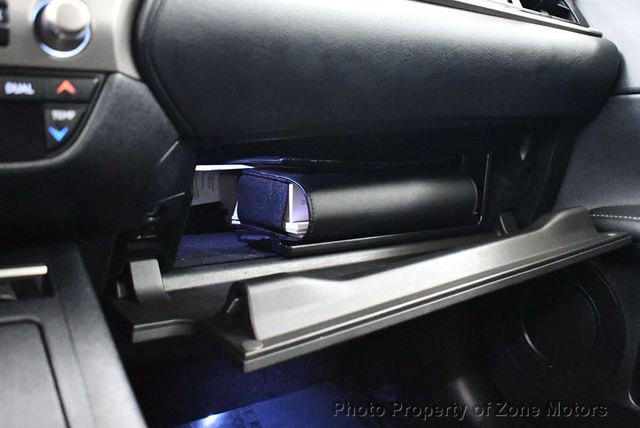 2013 Lexus ES 350 4dr Sedan - 22556847 - 36