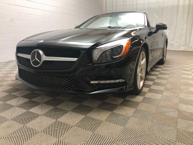 2013 Mercedes-Benz SL550 Classy Mercedes Benz SL550!!  Only 30,914 Miles! - 19073667 - 2