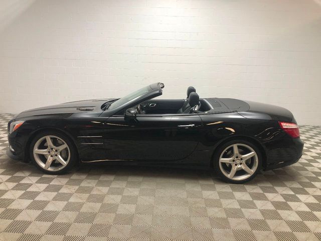 2013 Mercedes-Benz SL550 Classy Mercedes Benz SL550!!  Only 30,914 Miles! - 19073667 - 7