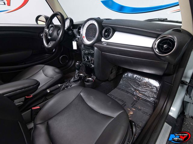 2013 MINI Cooper Clubman ONE OWNER, PREMIUM, HEATED SEATS, CONNECTED PKG, CENTER ARMREST - 22371571 - 22