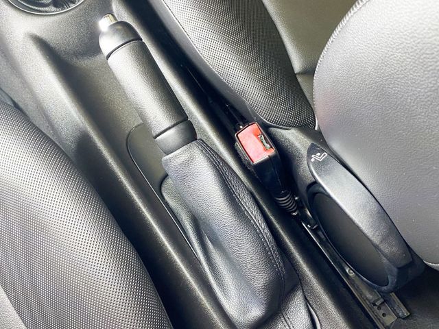 2013 MINI Cooper Hardtop 2 Door  - 22897852 - 32