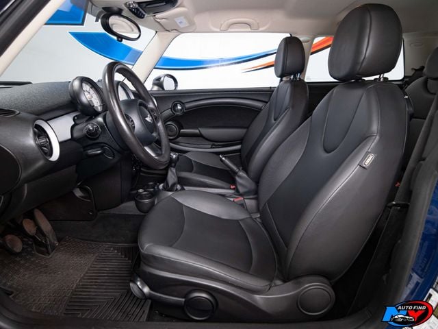 2013 MINI Cooper Hardtop 2 Door CLEAN CARFAX, 6-SPD MANUAL, HEATED SEATS, 15" ALLOY WHEELS - 22369949 - 8