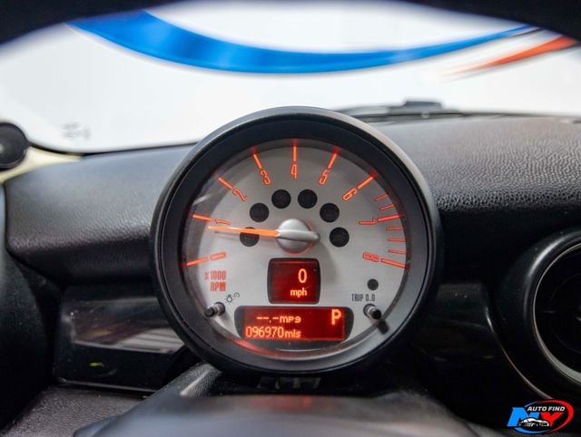 2013 MINI Cooper S Clubman CLEAN CARFAX, 1 OWNER, PAN SUNROOF, HEATED SEATS, HARMAN KARDON - 22914979 - 9