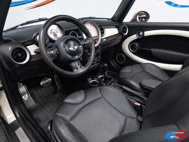 2013 MINI Cooper S Convertible CLEAN CARFAX, CONVERTIBLE, 17" ALLOY, SPORT PKG, HARMAN KARDON - 22064177 - 16