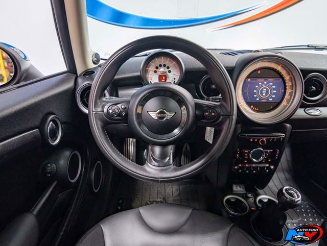 2013 MINI Cooper S Hardtop 2 Door CLEAN CARFAX, 6-SPD MANUAL, PAN SUNROOF, HEATED SEATS, PREMIUM - 22933499 - 12