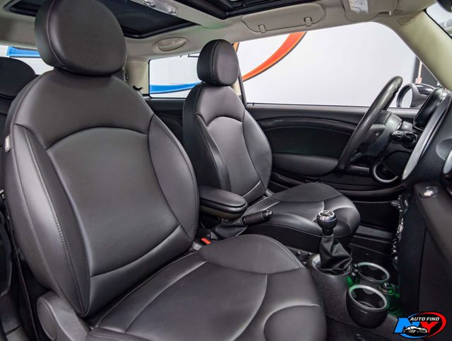 2013 MINI Cooper S Hardtop 2 Door CLEAN CARFAX, 6-SPD MANUAL, PAN SUNROOF, HEATED SEATS, PREMIUM - 22933499 - 19