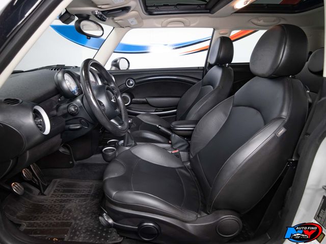 2013 MINI Cooper S Hardtop 2 Door CLEAN CARFAX, ONE OWNER, 6-SPD MANUAL, PAN SUNROOF, HEATED SEATS - 22216871 - 7