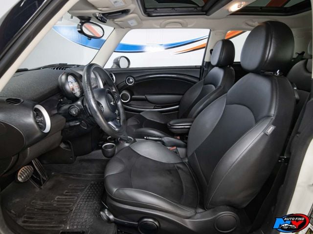 2013 MINI Cooper S Hardtop 2 Door CLEAN CARFAX, PANORAMIC SUNROOF, HEATED SEATS, 16" ALLOY WHEELS - 22267783 - 8