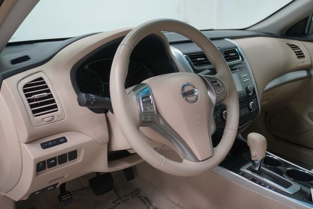 2013 Nissan Altima 4dr Sedan I4 2.5 SV - 22903542 - 8