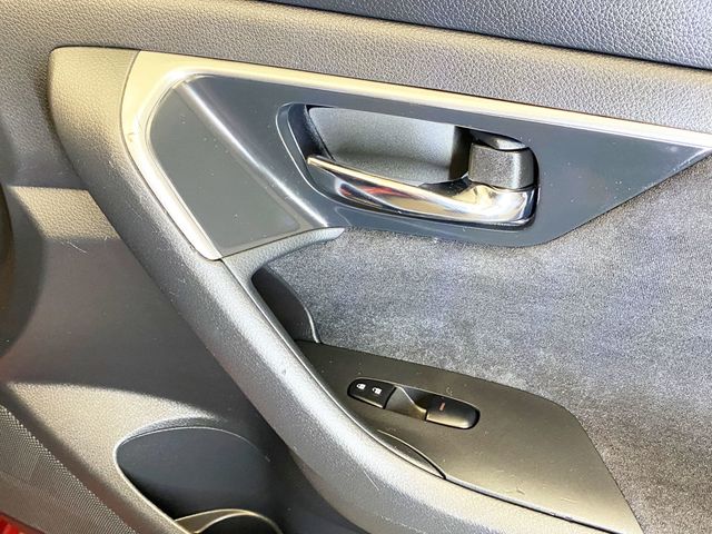 2013 Nissan Altima 4dr Sedan V6 3.5 S - 22934074 - 33