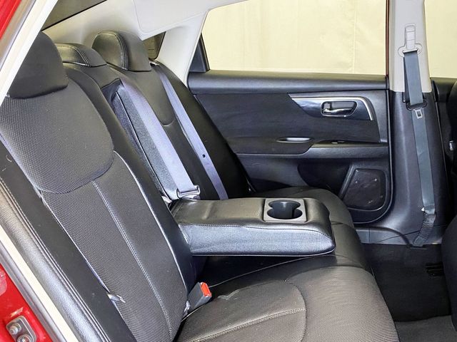 2013 Nissan Altima 4dr Sedan V6 3.5 S - 22934074 - 39