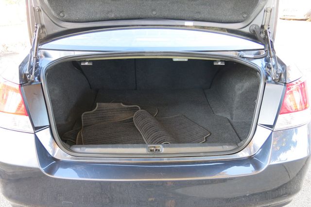 2013 Subaru Legacy 4dr Sedan H4 Automatic 2.5i Limited - 22934903 - 16