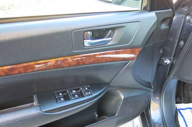 2013 Subaru Legacy 4dr Sedan H4 Automatic 2.5i Limited - 22934903 - 61
