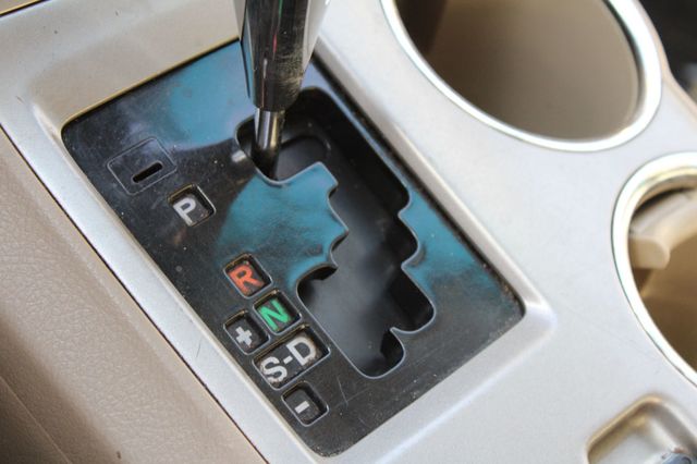 2013 Toyota Highlander 4WD 4dr V6 Plus - 22936193 - 30