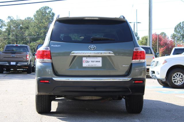 2013 Toyota Highlander 4WD 4dr V6 Plus - 22936193 - 5