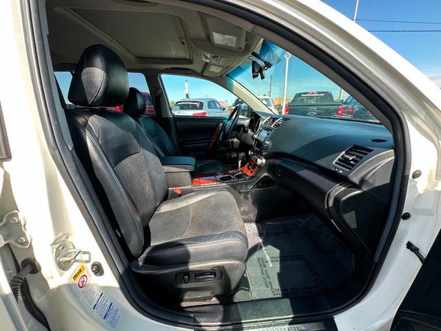 2013 Toyota Highlander Limited AWD 4dr SUV - 22921269 - 29