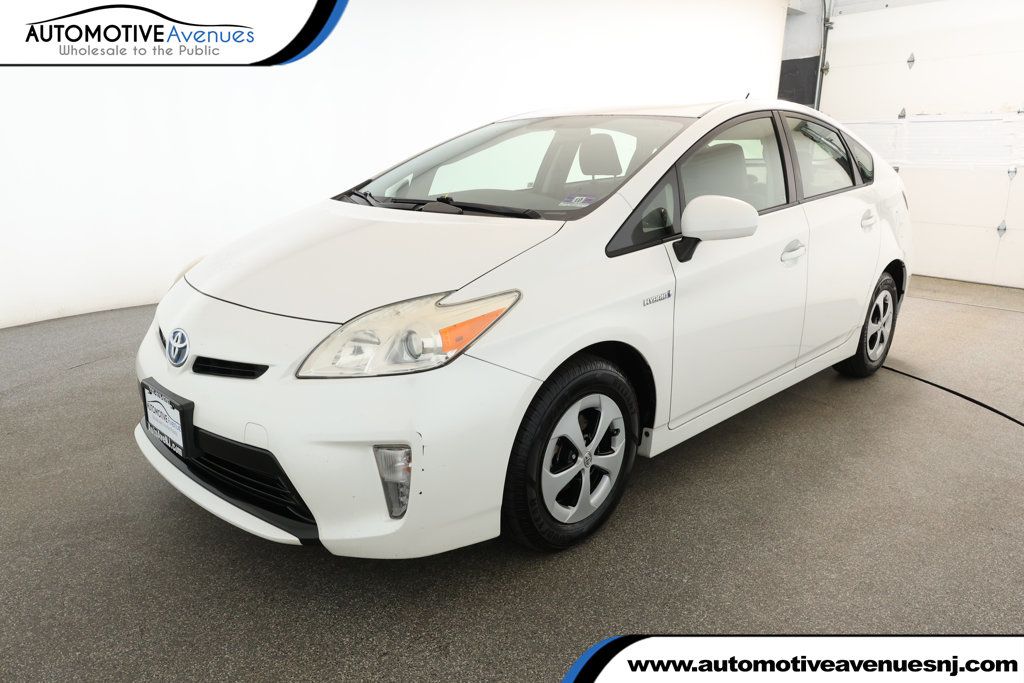 2013 Toyota Prius 5dr Hatchback Three - 22931935 | Video 1