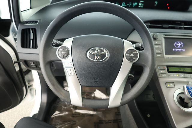 2013 Toyota Prius 5dr Hatchback Three - 22931935 - 10