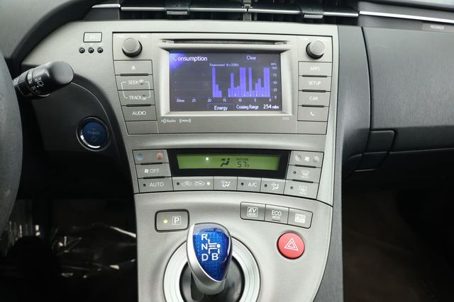 2013 Toyota Prius 5dr Hatchback Three - 22931935 - 14