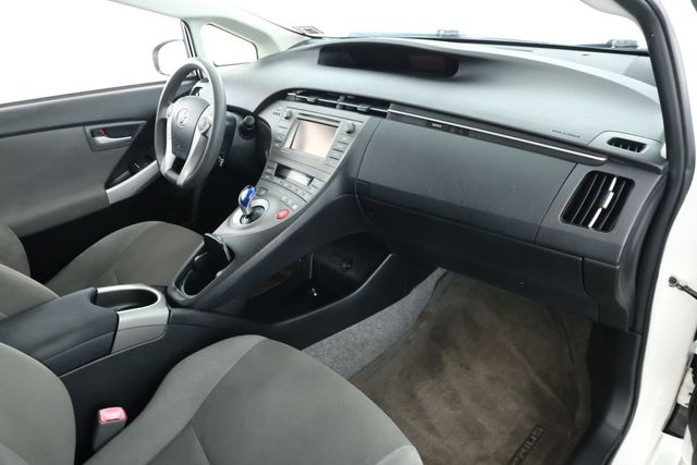 2013 Toyota Prius 5dr Hatchback Three - 22931935 - 22