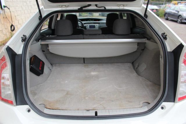 2013 Toyota Prius 5dr Hatchback Two - 22919568 - 13